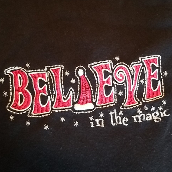 Embroidered Holiday t-shirts - Picture 3 of 7